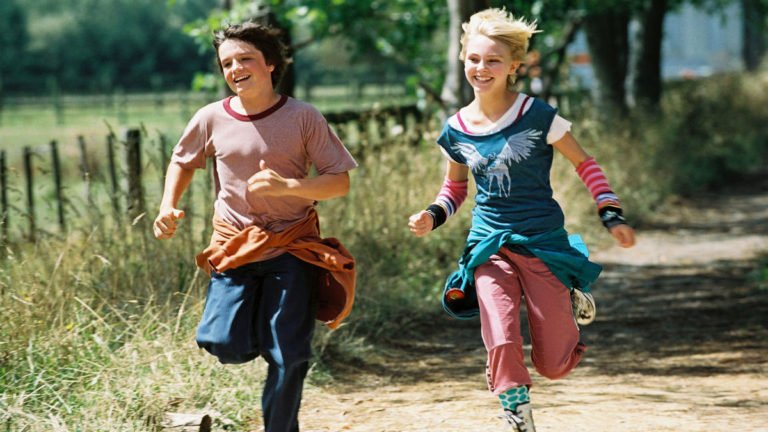 مراجعه فيلم Bridge to terabithia 26