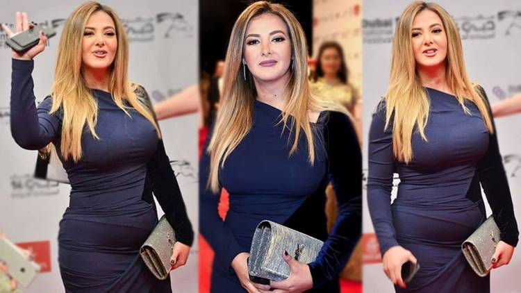 دنيا سمير غانم تنشر صورة لها من داخل مسجد الشيخ زايد 31