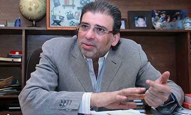 خالد يوسف نافيا هروبه لفرنسا " هناك حملة لتشويهي " 23