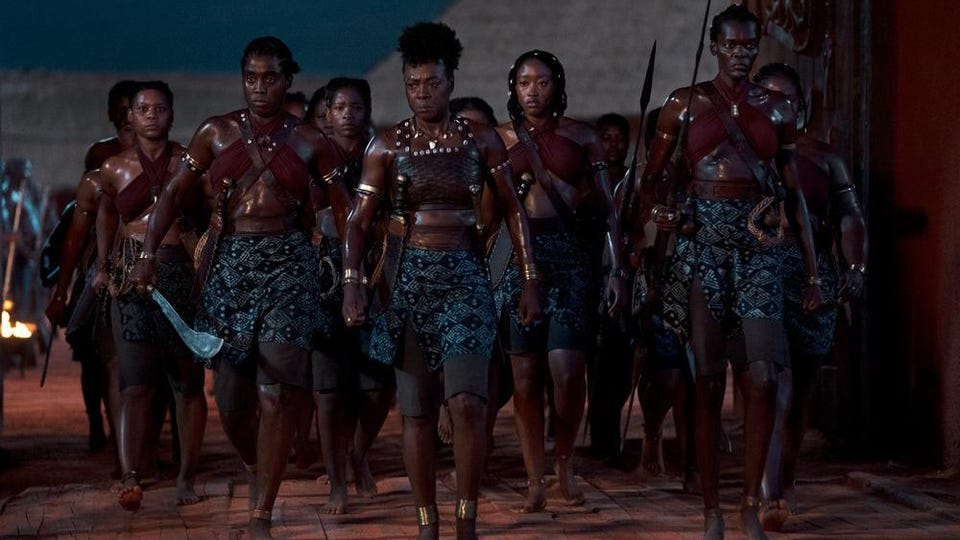 مراجعة فيلم The Woman King - ملحمة سينمائية داخل الأراضي الإفريقية 2